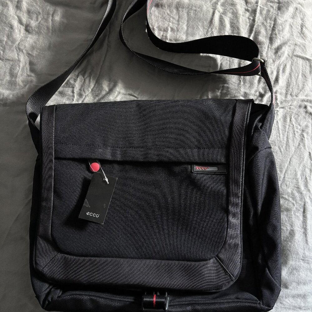 NEW: Ecco Mens/Unisex Messenger Laptop Bag